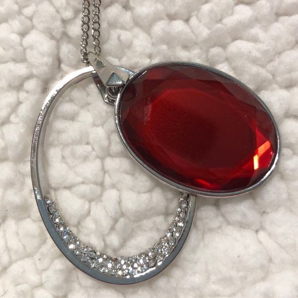 Paparazzi Red With White Rhinestones Necklace set - Picture 9 of 12